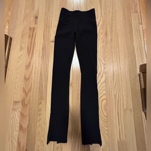 Athleta Women's Black Aura Split Pant